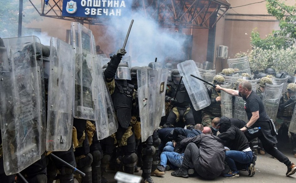 Vijojne protestat ne veri, BE rrit presionin diplomatik mbi Kosoven